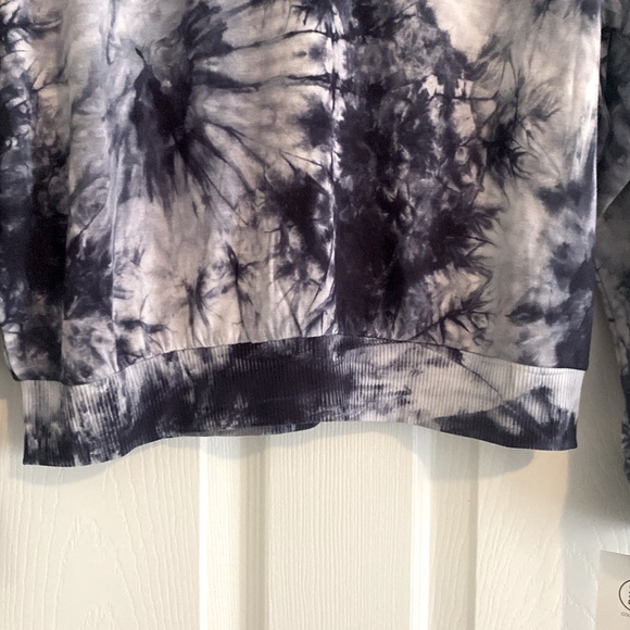 Brand New Sage Collective Stretch Top - Picture 3 of 6